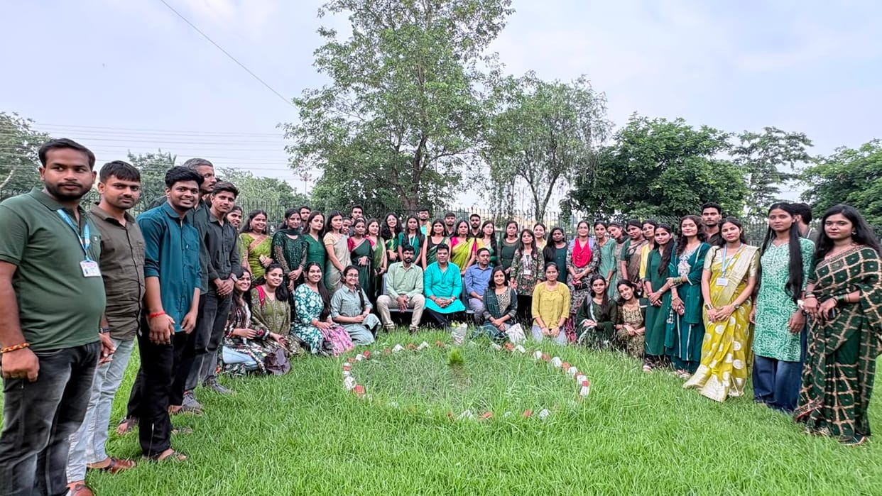 Puuvi: Arsala Khanum became the winner in the mehndi competition