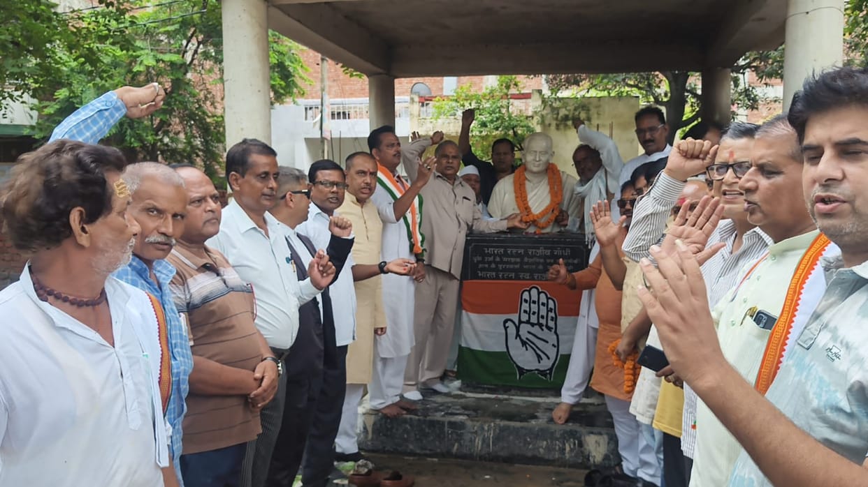 Rajiv Gandhi was the Prime Minister who laid the foundation for building modern India.