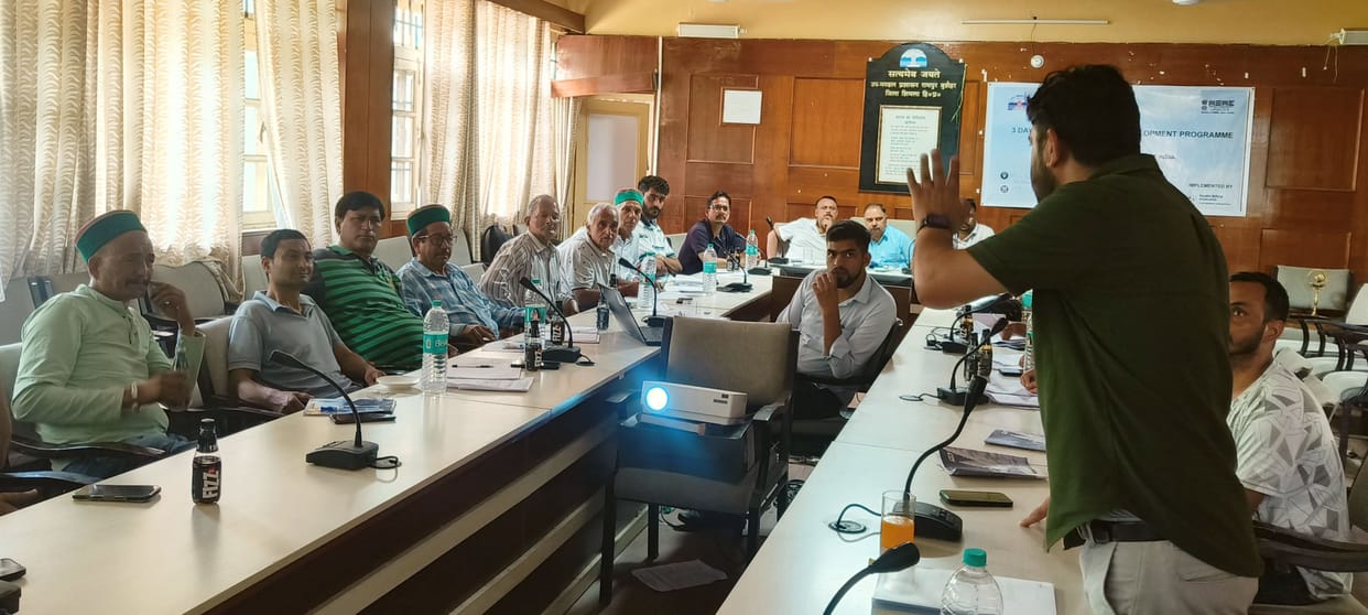 Three-day entrepreneurship and business development workshop concludes in Rampur