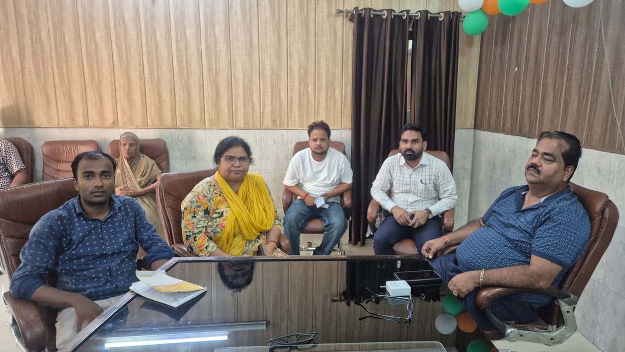 firozabad news shikhoabad girls hostal