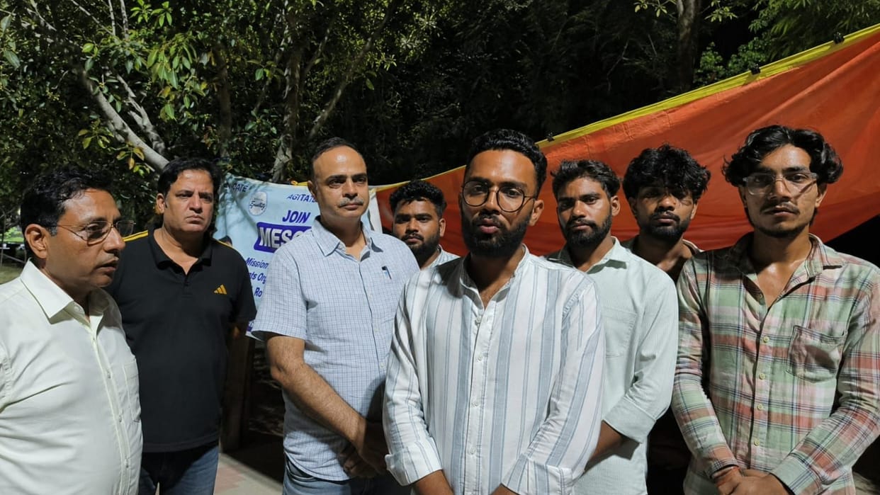 Students' protest at MDU called off; administration accepts three demands.