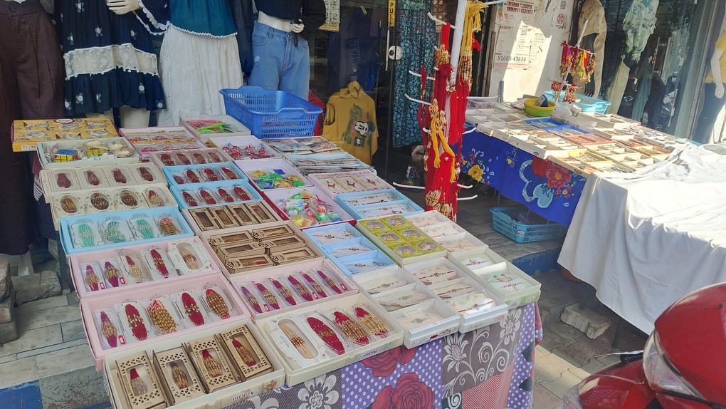 'Couple Rakhis' have become a favorite among the youth, while 'Kanha' and musical Rakhis are appealing to children.