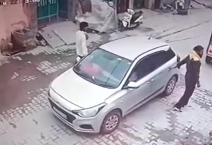 Four miscreants threatened to have the house vacated.