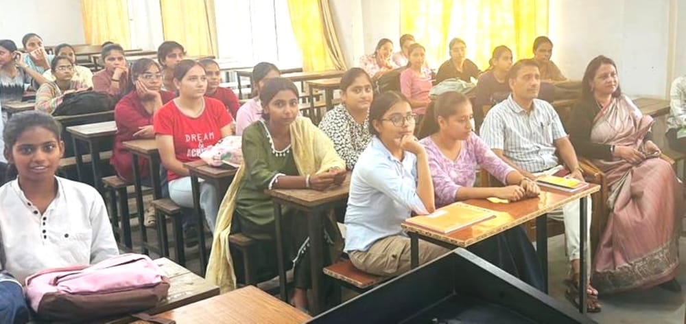 Students learn the art of innovation and entrepreneurship.
