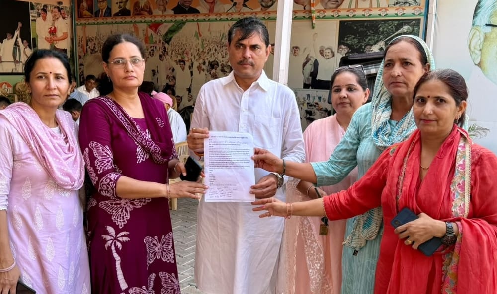 Guest teachers submitted a memorandum to the MLA regarding their demands.