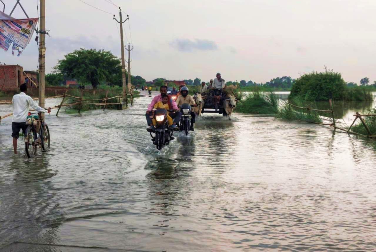 Water has reached the homes in villages along the banks of the Ganga and Ramganga rivers.