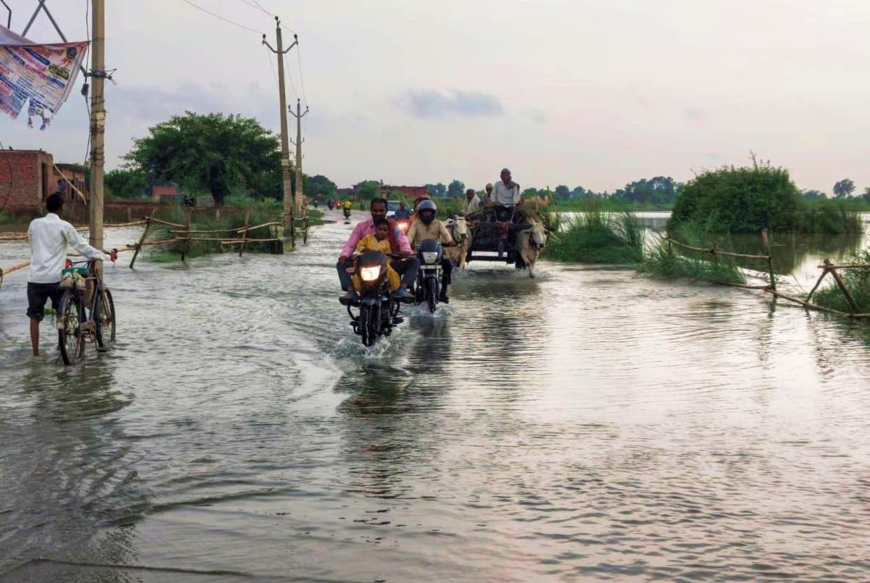Water has reached the homes in villages along the banks of the Ganga and Ramganga rivers.