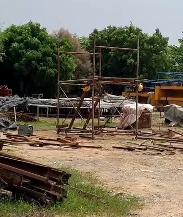 Work has begun on constructing a temporary staircase to install the bridge stoppers.