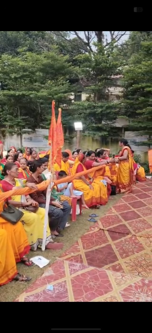 Enthusiasm witnessed at the first Sanatani Jhulotsav.
