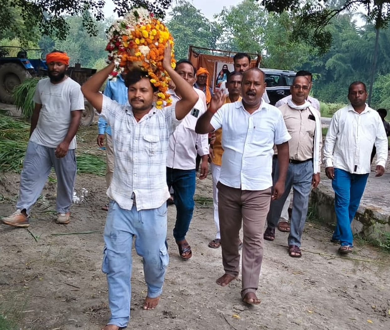 Devotees took out a Kalash Yatra.