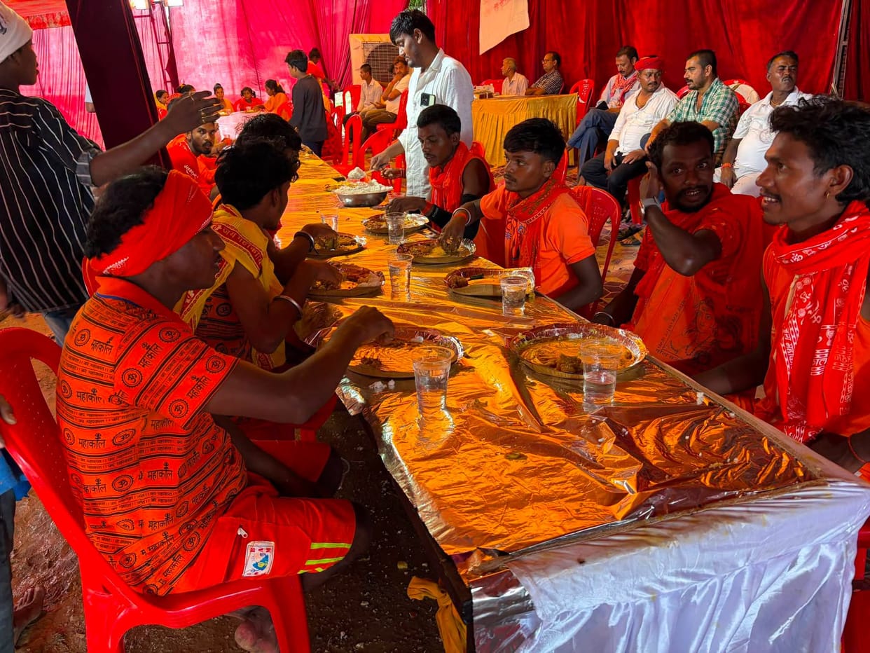 Community kitchens set up to serve Kanwariyas; devotees boost the spirit