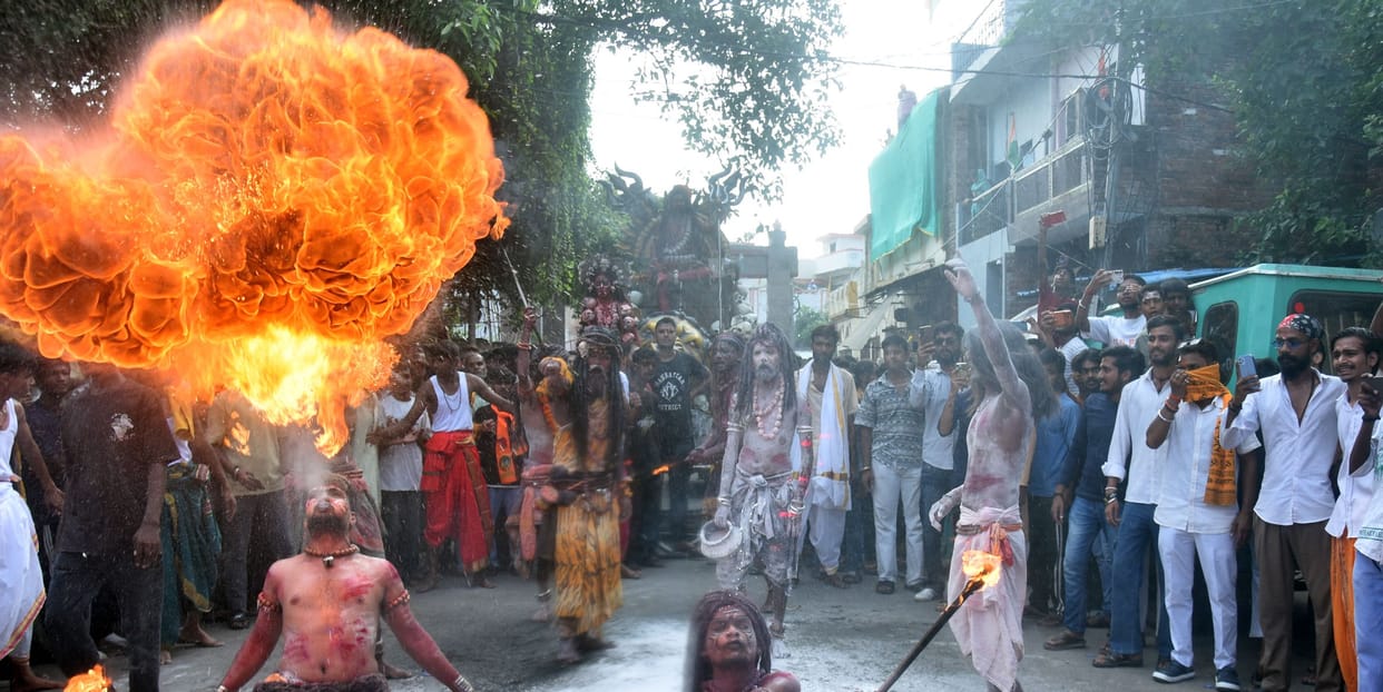 Baba Mahakal's palanquin procession taken out with great fanfare.