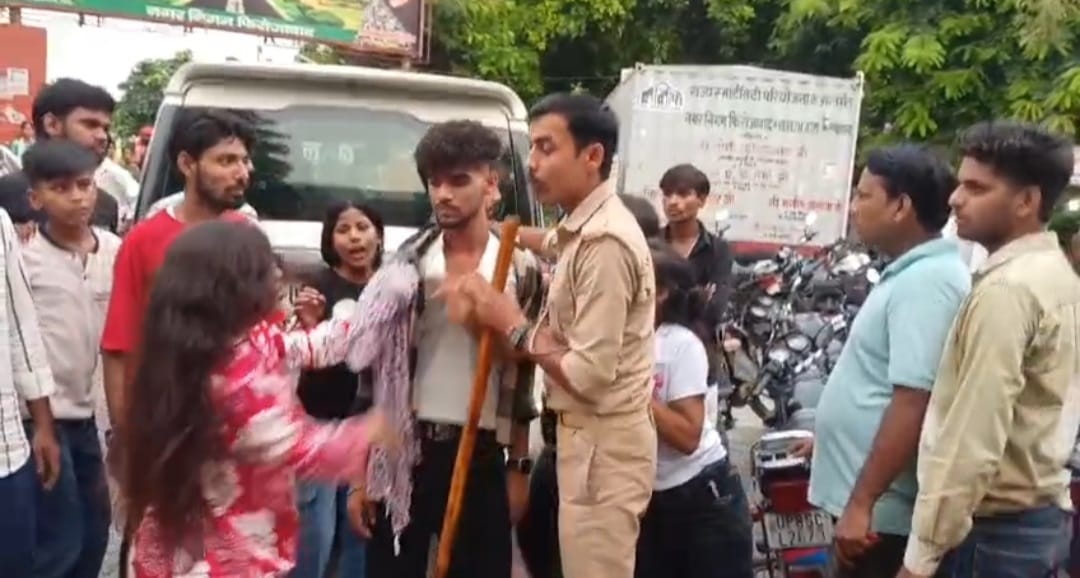 Young men accompanying the women who had come to shoot reels beat up a young man with belts.