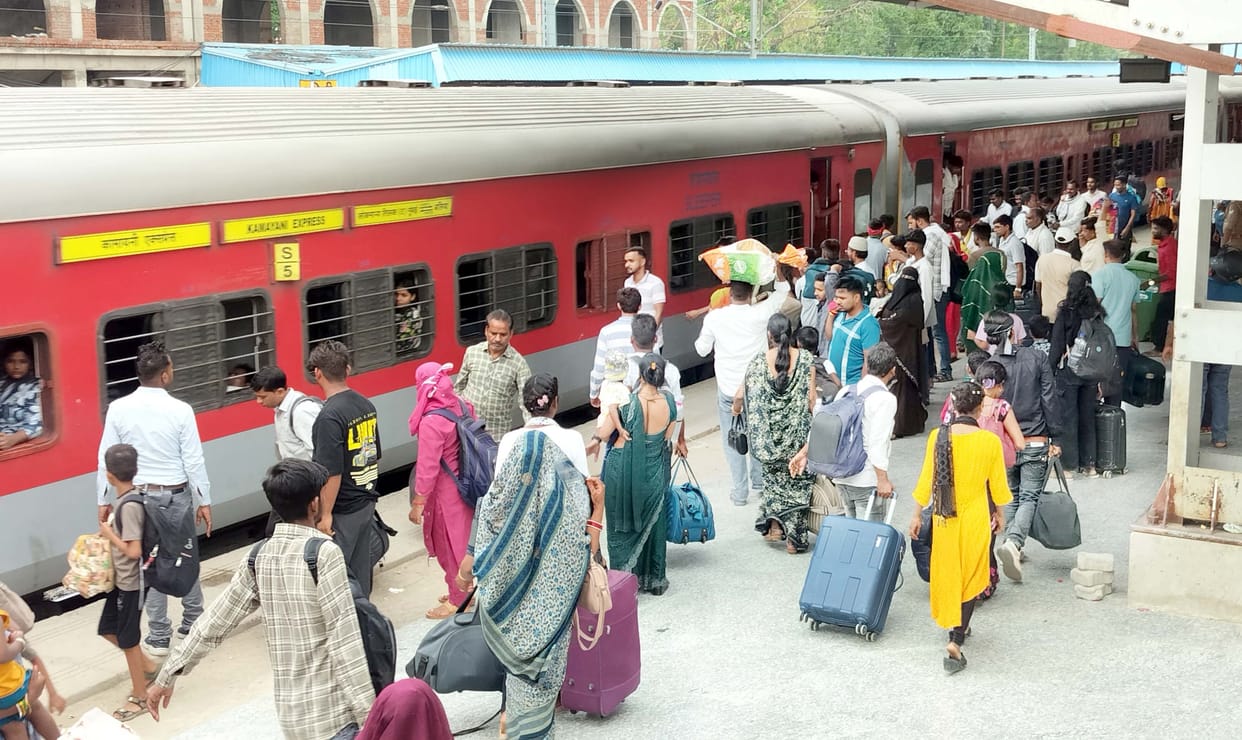 Trains fully booked for Raksha Bandhan; even waitlisted tickets are unavailable.