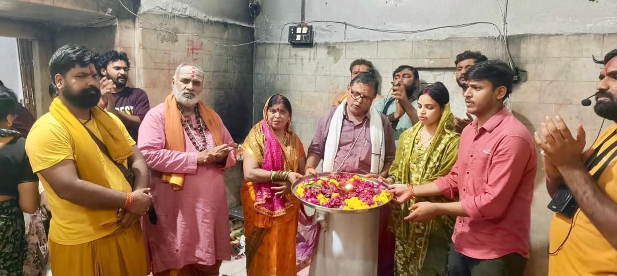 Special rituals at Bateshwar temples; devotees performed Rudrabhishek.