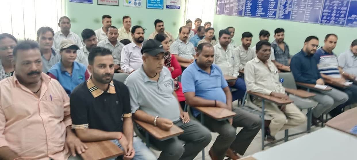 Awareness workshop on new labor laws at Birla Textile Mills