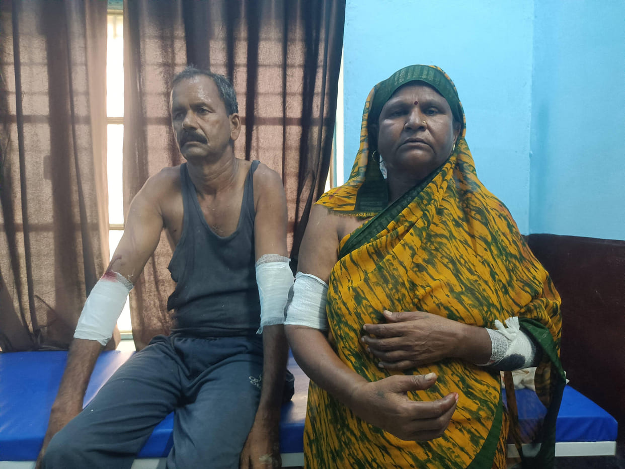 Couple bathing at tubewell attacked with a knife