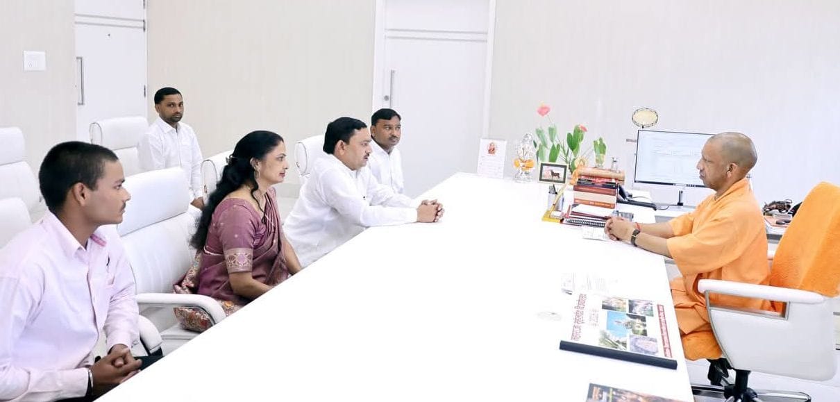 The matter regarding the installation of Lord Parashuram's statue has reached the Chief Minister.