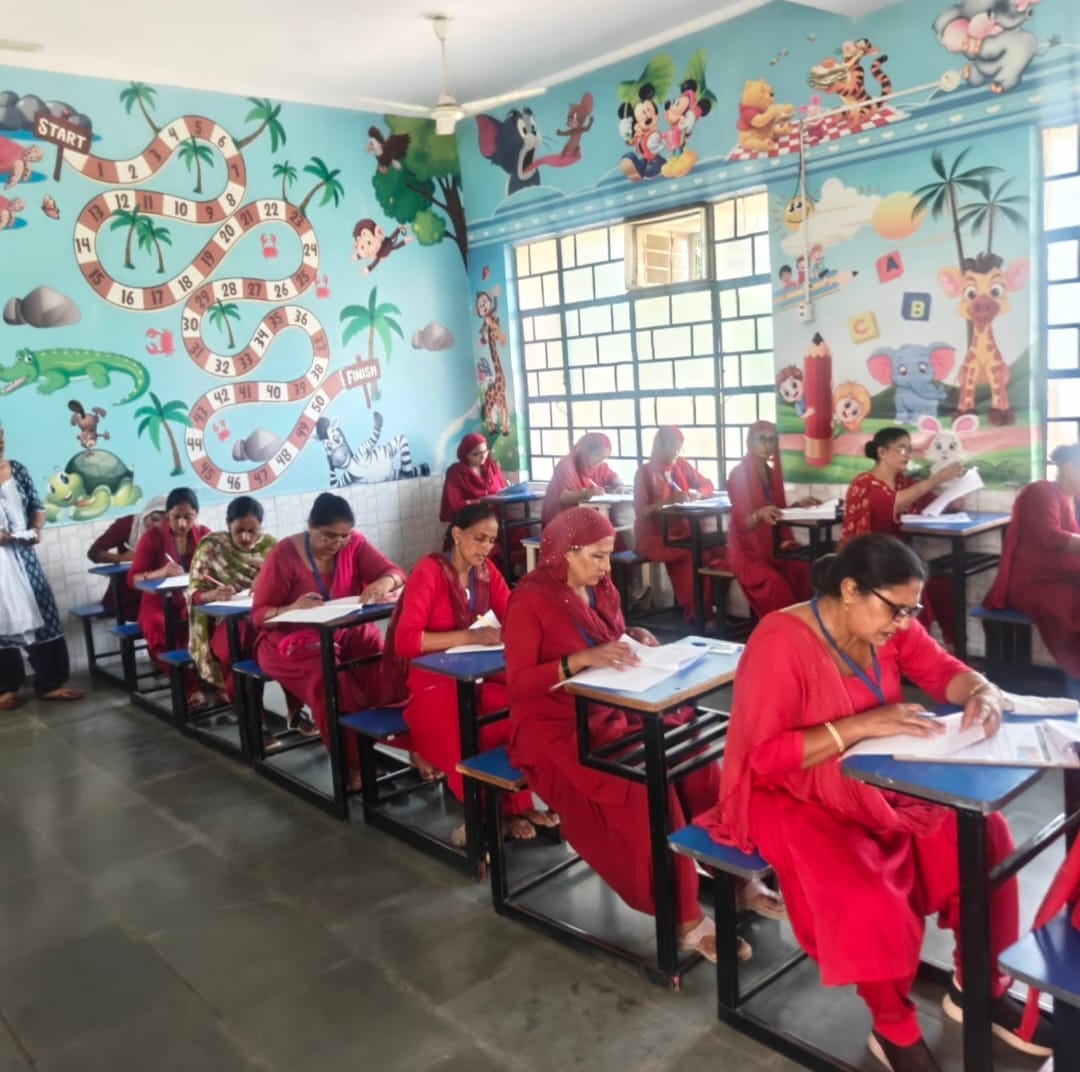 Health Department assesses ASHA workers' knowledge; 352 take 90-minute exam