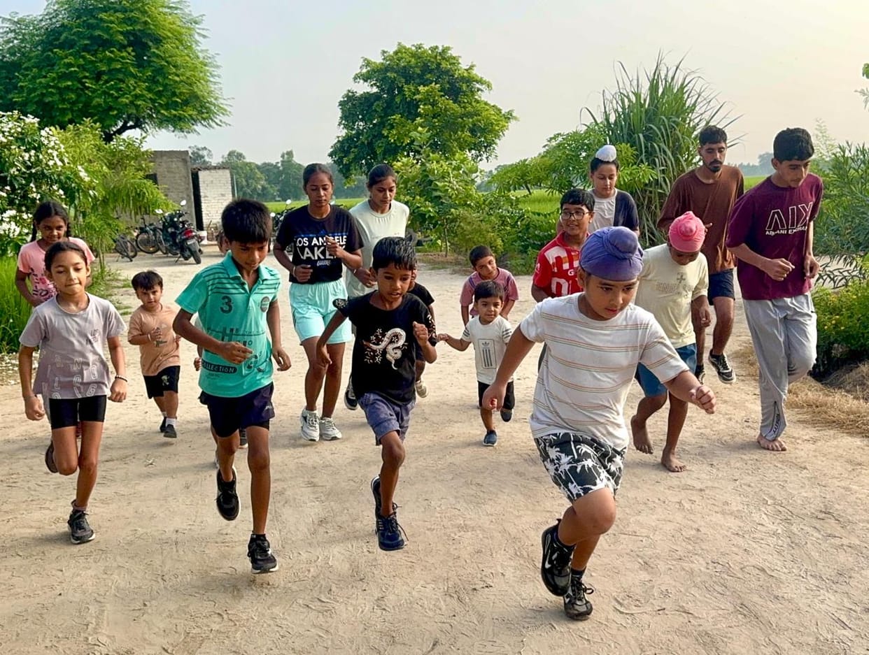 In the sports competition, Karan and Gurnoor emerged as the best players among the boys, while Preet and Pooja were adjudged the best among the girls