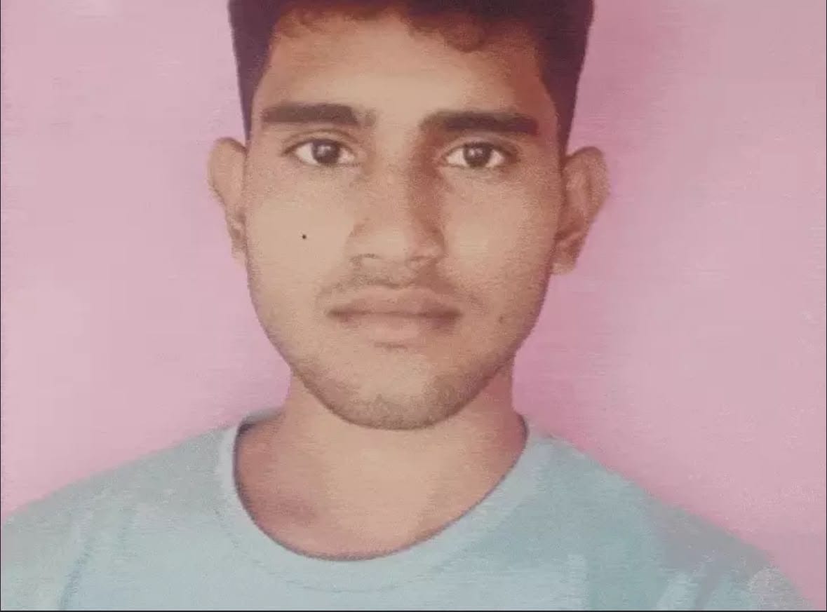 पेट दर्द का इलाज कराने के बाद युवक की मौत का मामला सामने आया है।
