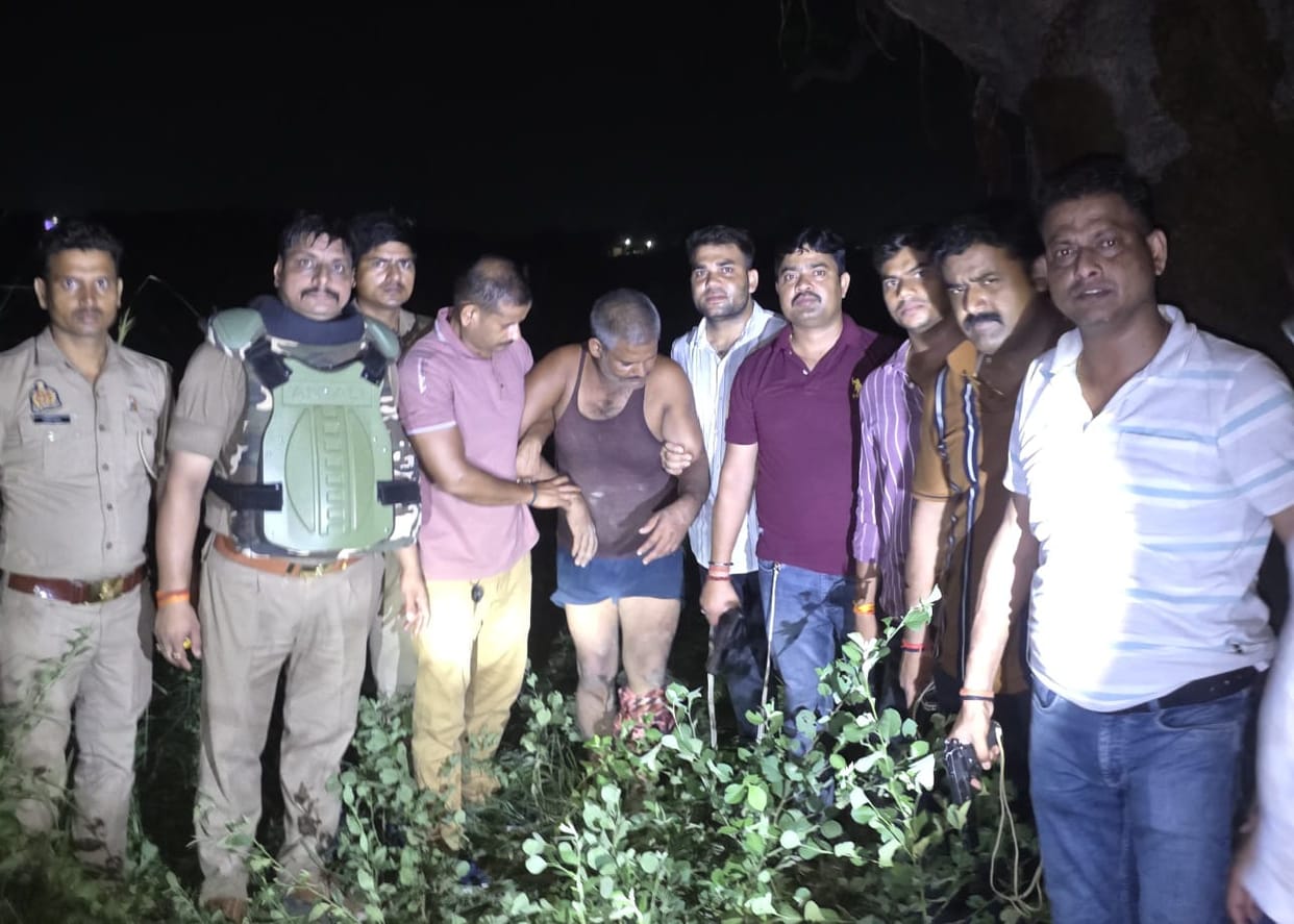 Siddharthnagar News: Cattle smuggler nabbed in encounter; shot in the leg