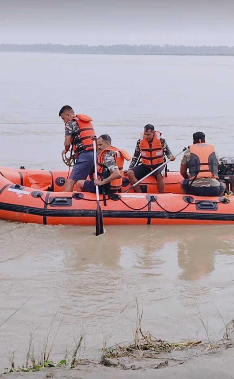 No trace of Ranjit and Balram who drowned in the waves of Mohana riverNo trace of Ranjit and Balram who drowned in the waves of Mohana river