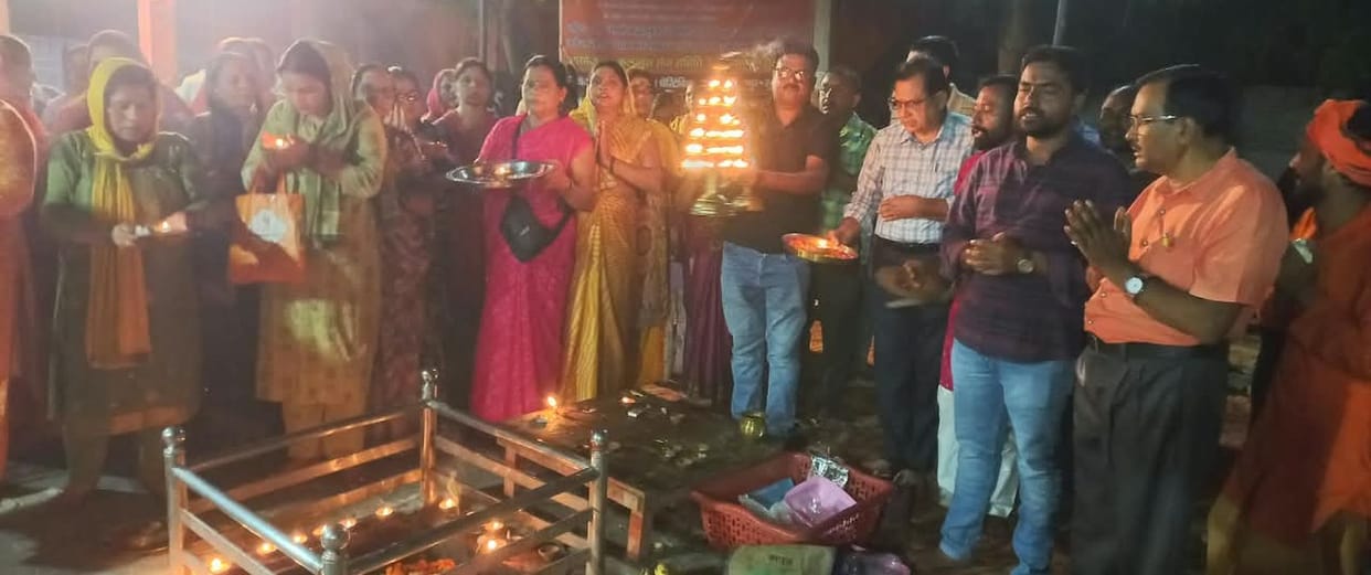 Grand Aarti of Lord Kalpavriksha on Putrada Ekadashi