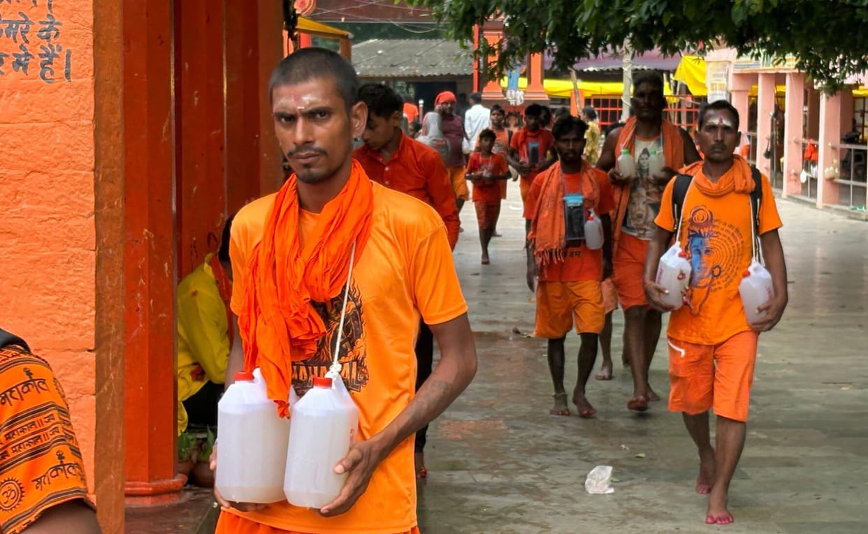 Tomorrow is the last Monday of Sawan; 5,825 Kanwariyas passed along the highway over the last two days.