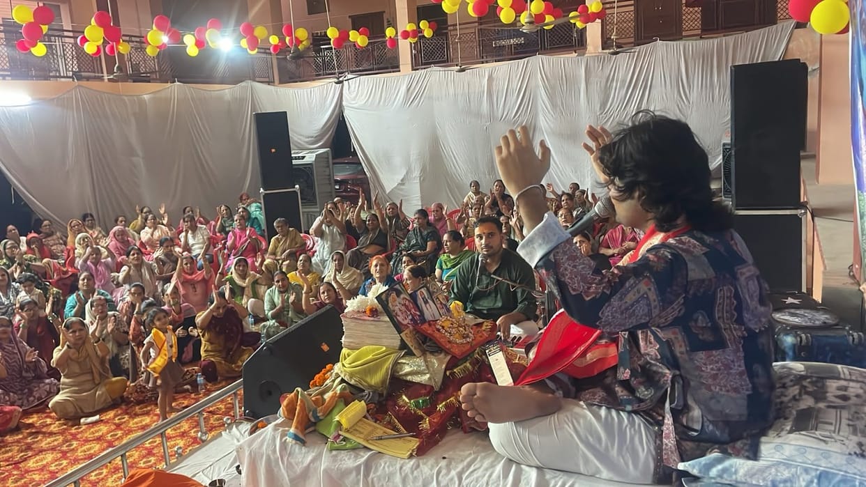 Devotees were overwhelmed listening to the description of Krishna Leela in the Srimad Bhagwat Katha.
