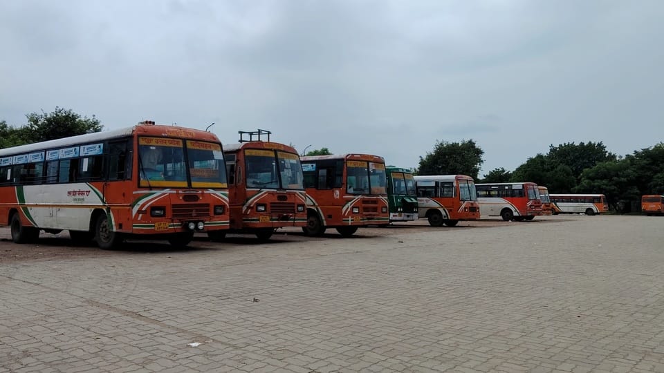 A bus for Delhi will be available in five minutes, and one for Jaipur in 15 minutes.