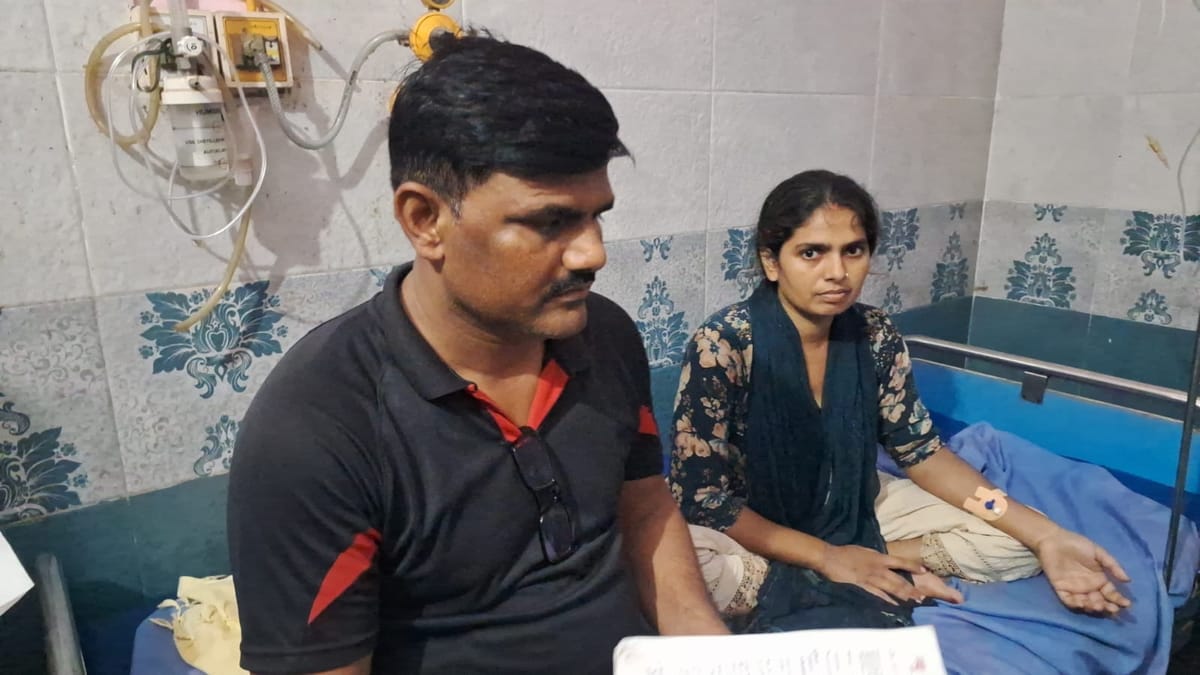 Azamgarh News: इलाज में लापरवाही का आरोप, तीमारदार और चिकित्सक में नोकझोंक
