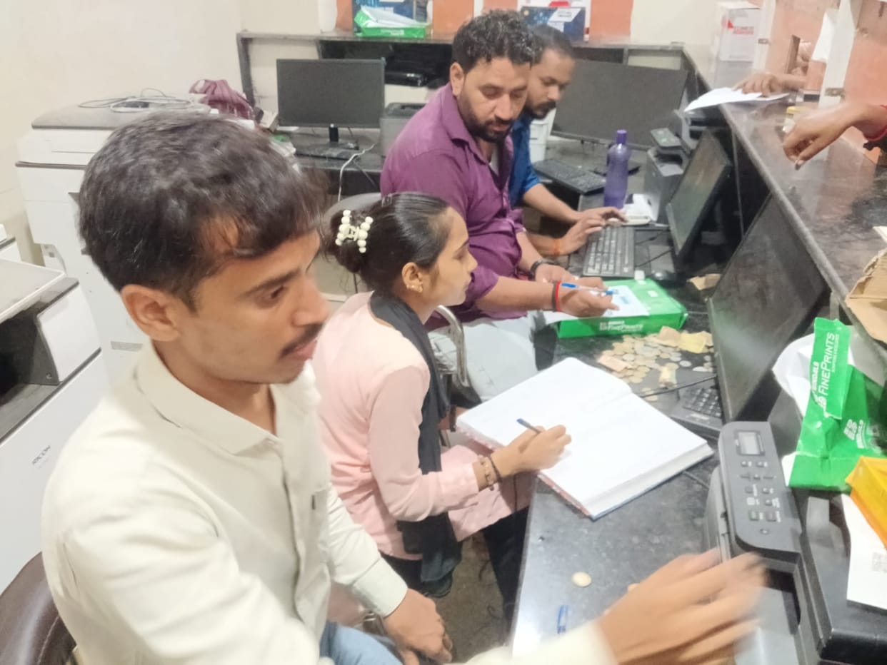 Internet down at medical college; patients inconvenienced and returned without undergoing tests