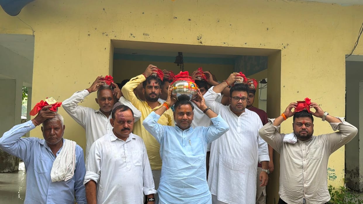 Resolved to take Ravidas's message to the people.