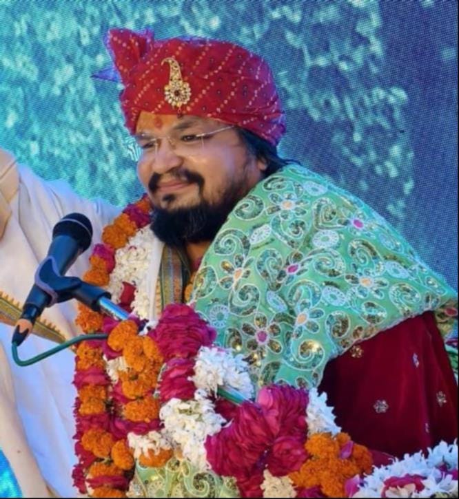 Serving one's parents brings happiness and prosperity into life