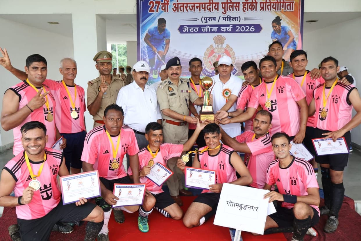 Gautam Buddha Nagar and Ghaziabad won the title.