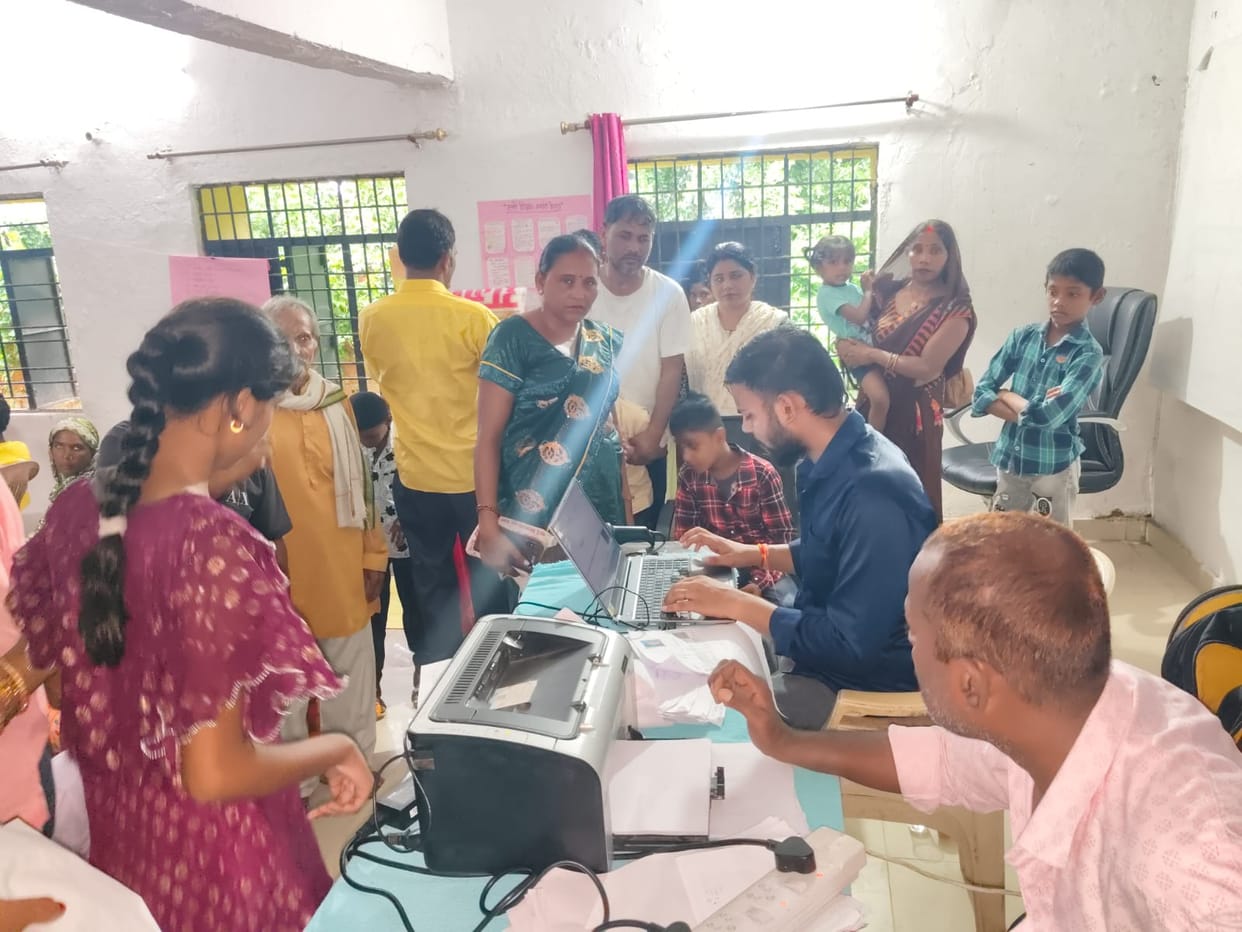 Differently-abled individuals appeared happy upon receiving their certificates.