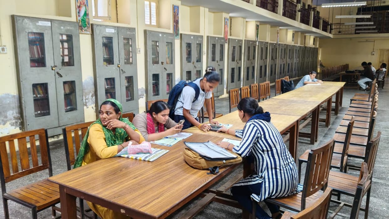 First-year admission process completed; 60 percent of seats in colleges remain vacant.
