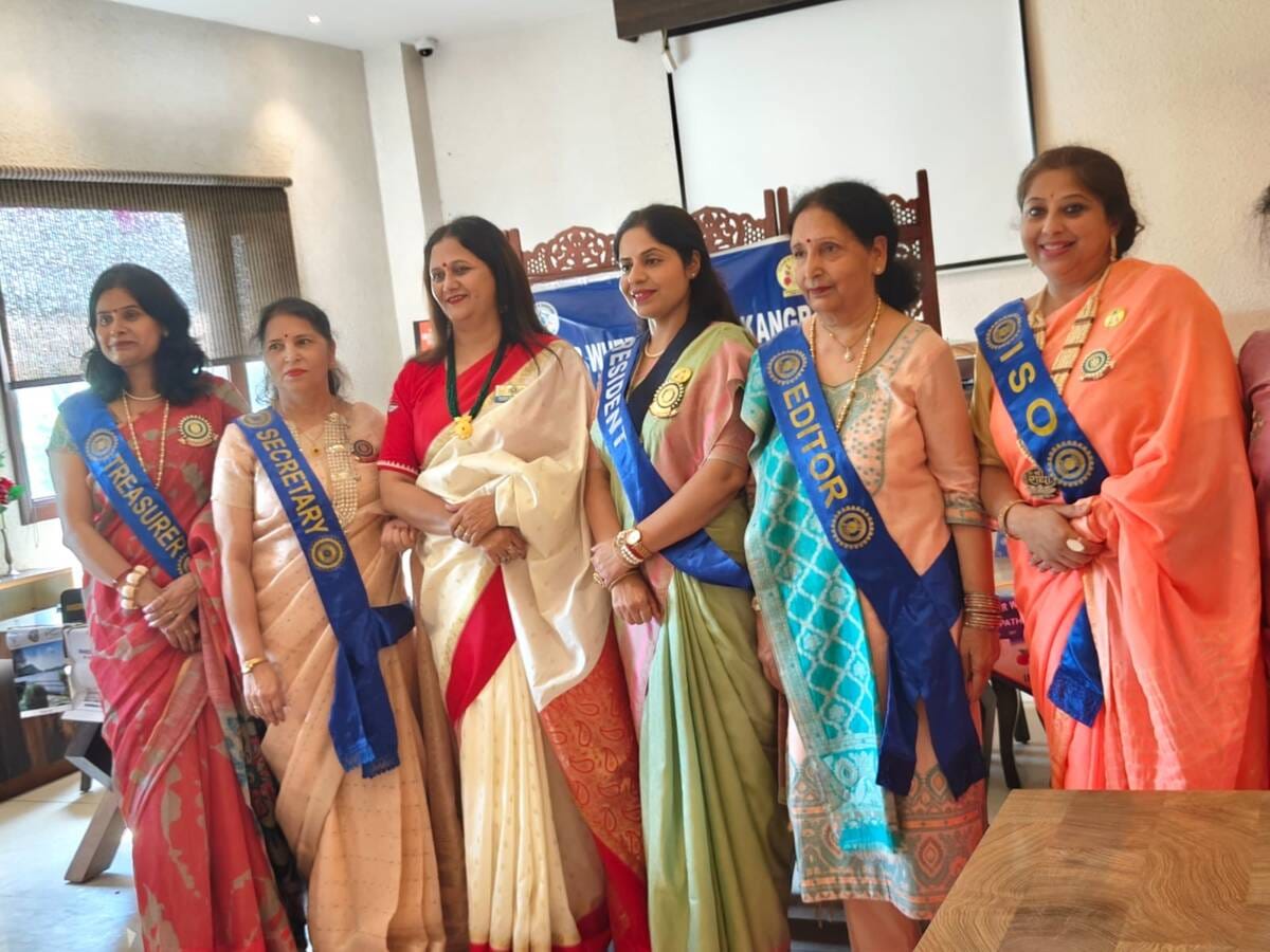 कांगडा में इनरबहील क्लब की नई अध्यक्ष मनीषा कोहली अन्य सदस्यों के साथ। संस्था