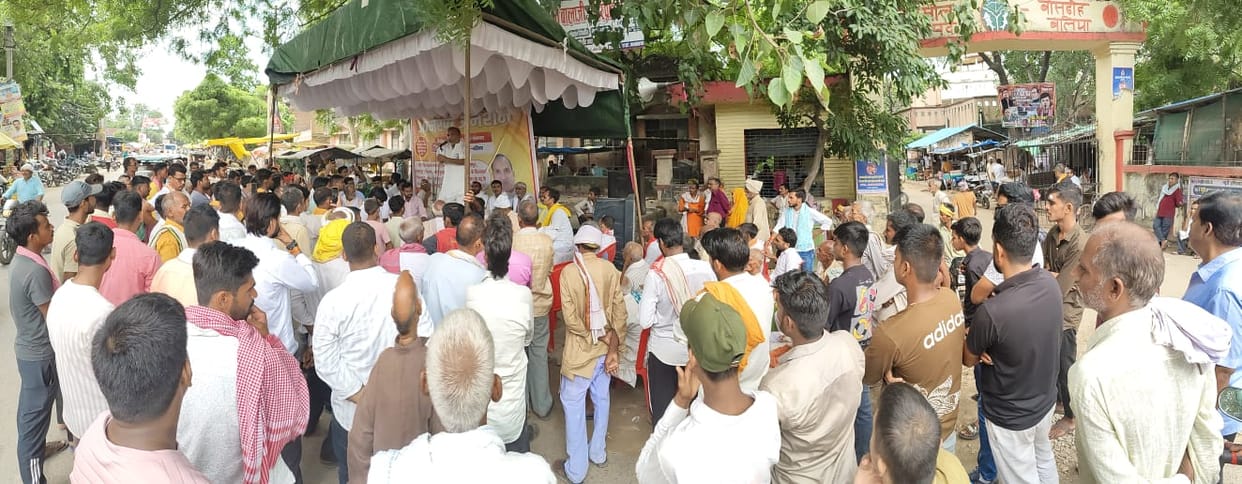 Indefinite hunger strike by erosion victims seeking compensation