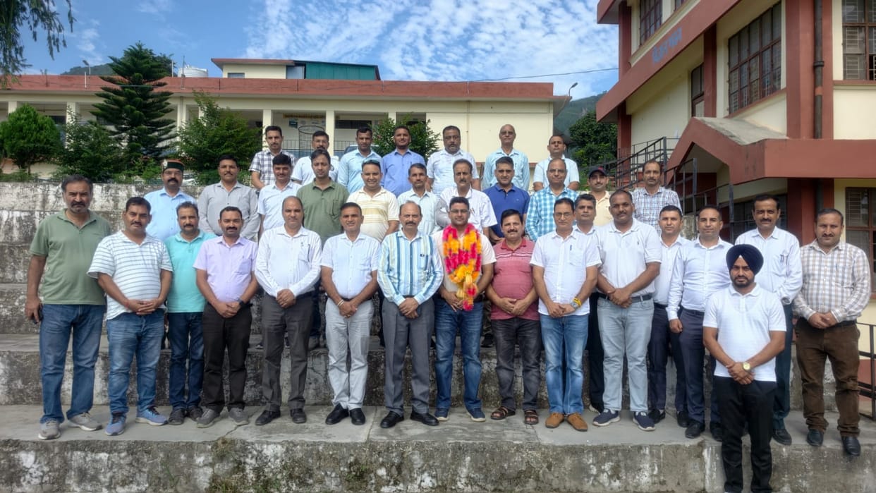 Bhupendra Thakur becomes District President of the Lecturers' Association.