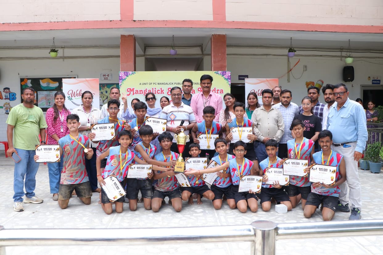 St. Francis won the Kho-Kho competition in both the boys' and girls' categories.