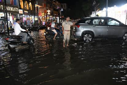Uttar Pradesh: The state received heavy rainfall during the month of Sawan, but these 36 districts still fall