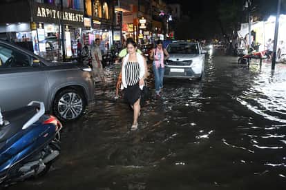 UP: Rain and flood warnings in the state until September 6, alerts sent to districts