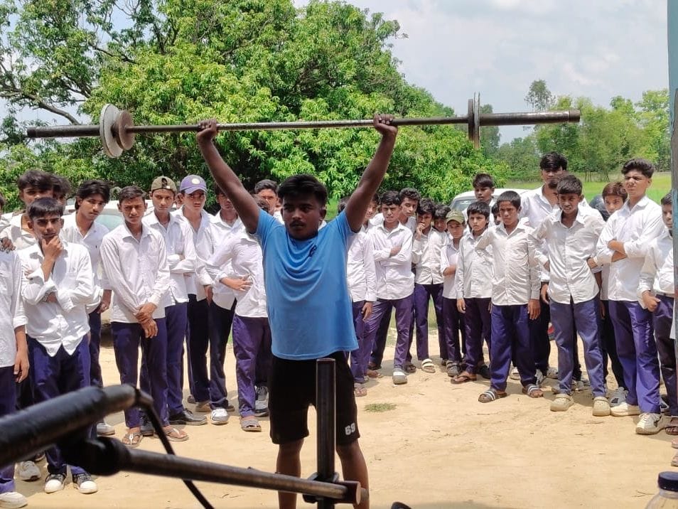 Siddharthnagar News: Alok takes first place, Sameer Ahmed secures second