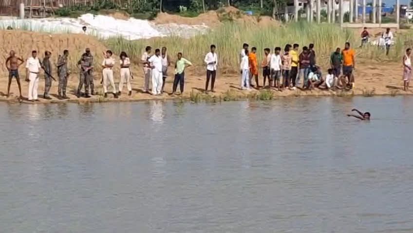 kiul river last somwari 13 year old girl drowned in jamui news