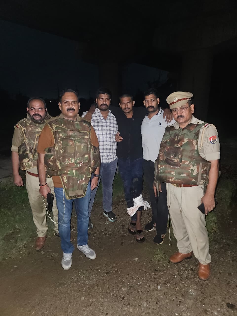 पुलिस मुठभेड़ में घायल आरोपी आलीशान। स्रोत: पुलिस