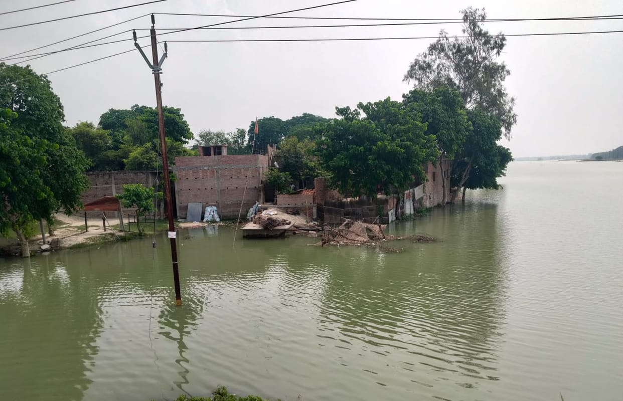 12 educational institutions surrounded by water closed; crops on 1,500 acres submerged; Ganga erosion within 20 meters of three settlements.