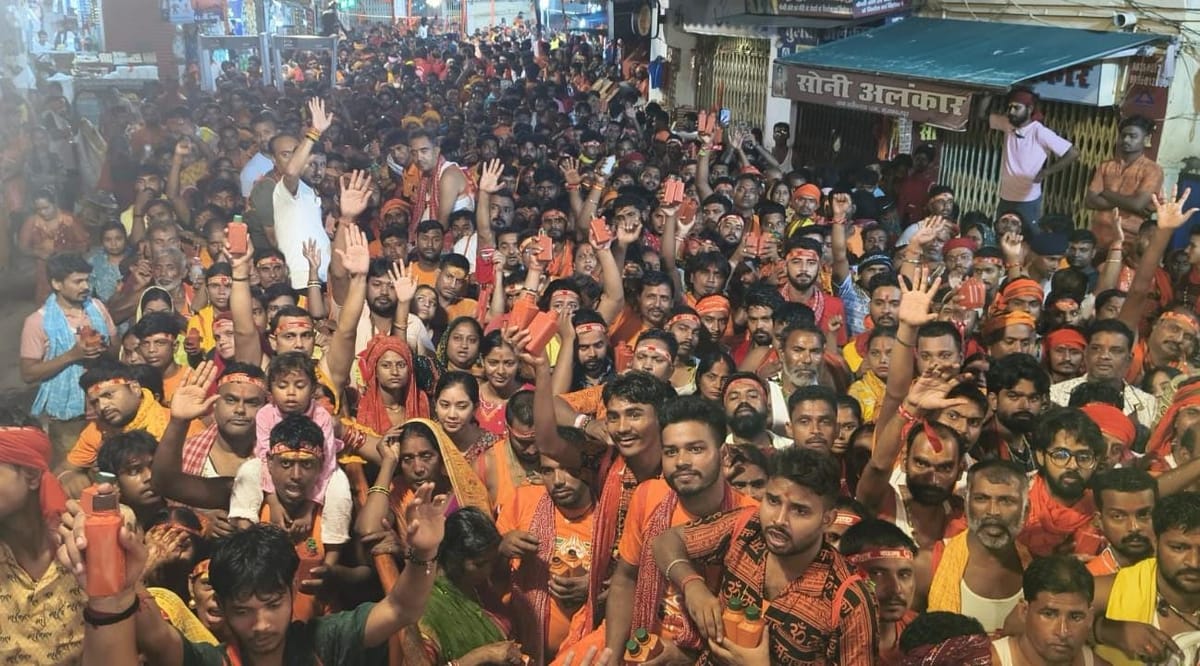 Bihar: सावन की आखिरी सोमवारी पर गरीबनाथ धाम में आस्था का सैलाब, डेढ़ लाख से ज्यादा भक्तों ने किया जलाभिषेक