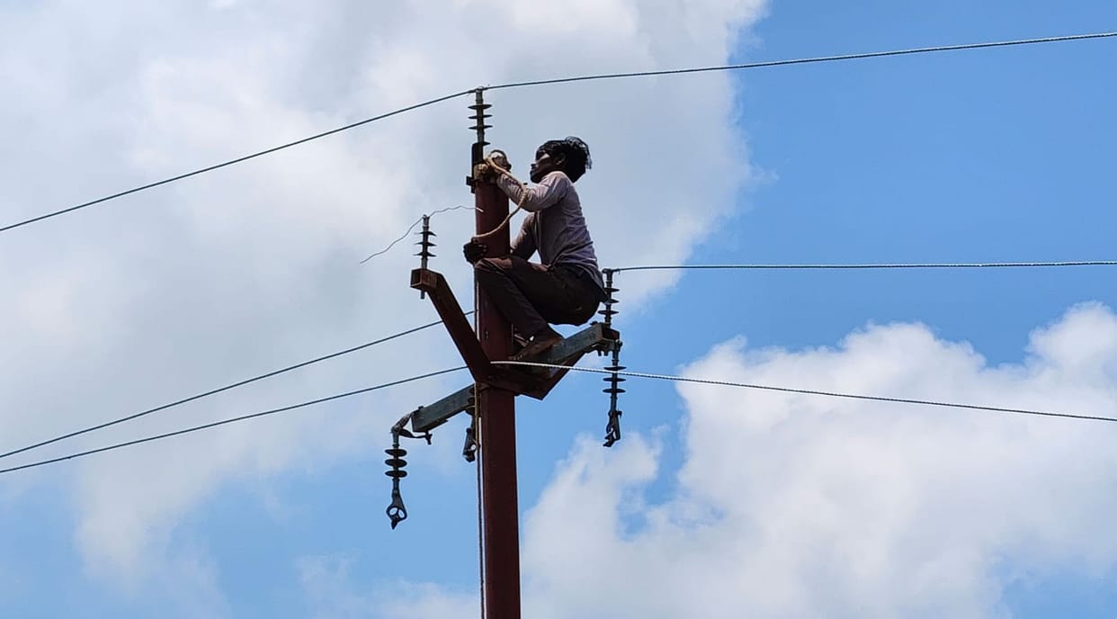 Power crisis worsens due to tripping and outages.